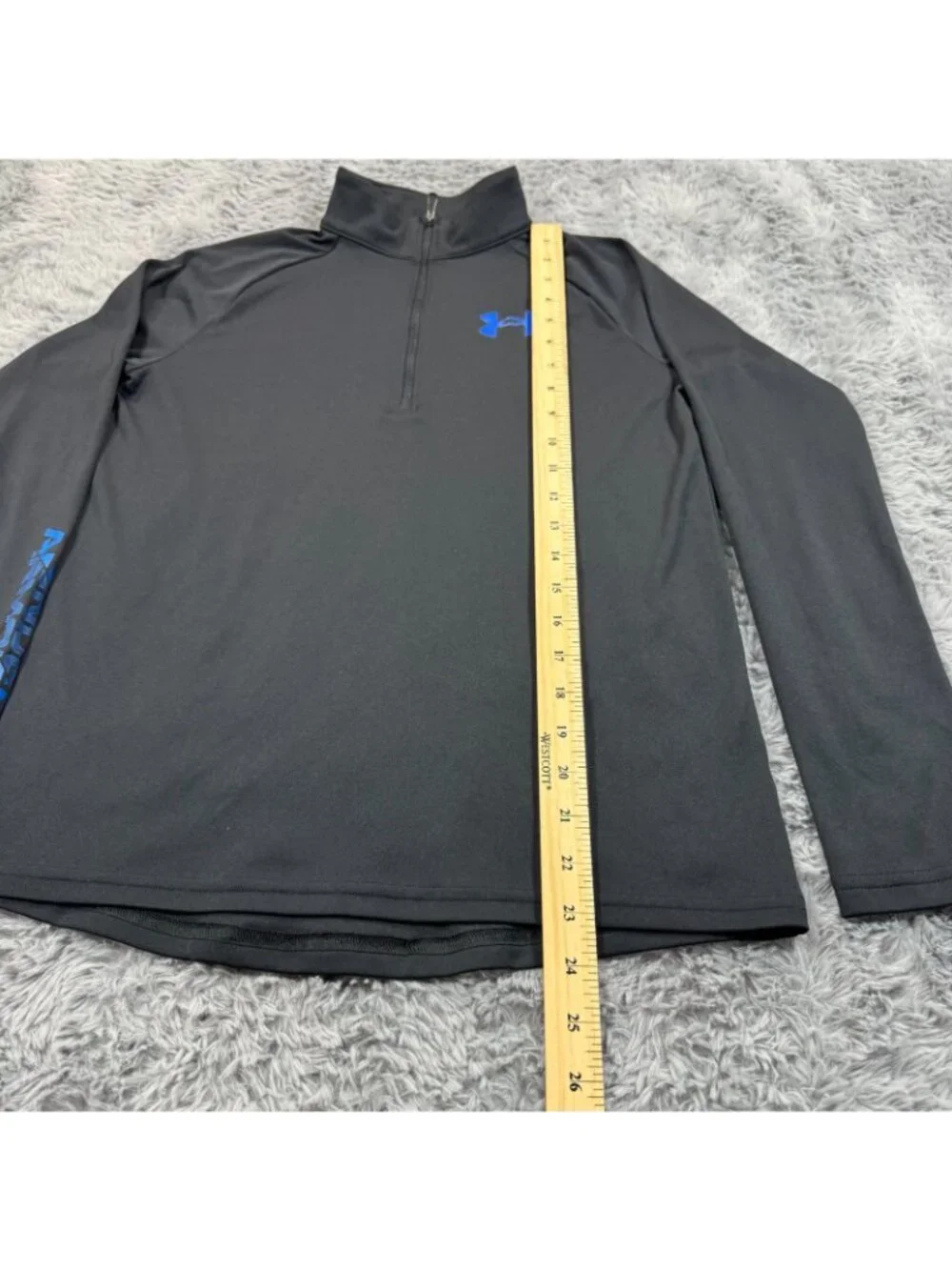 Under Armour UA Tech Shirt Boys YL Black Polyester Performance Activewear Loose